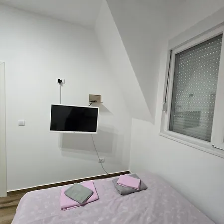 Bela Ns 56m2 Lux Appartamento