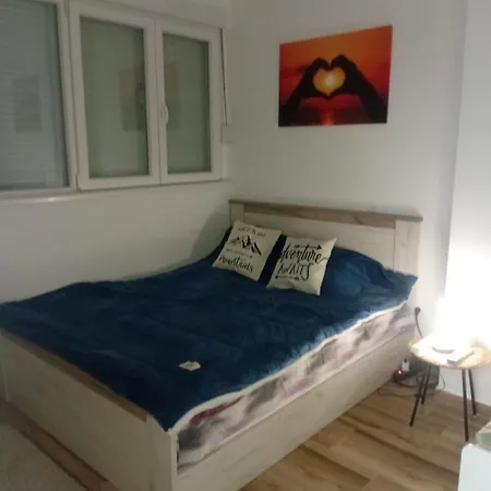 Bela Ns 56m2 Lux Appartamento Divčibare