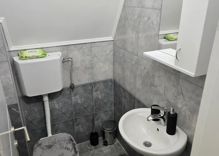 شقة Bela Ns 56m2 Lux