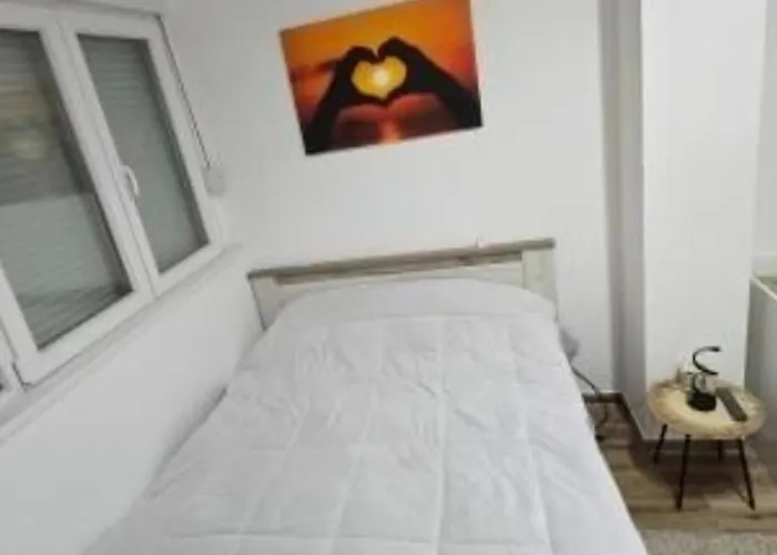 Bela Ns 56m2 Lux شقة Divčibare